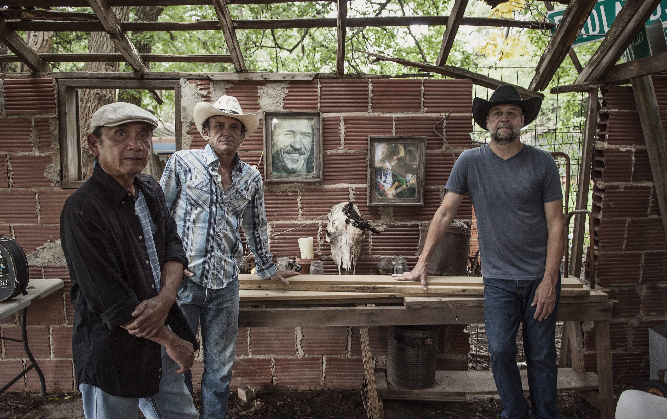 Red Dirt Rangers to play at the Round Barn