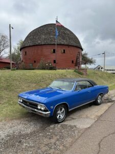 Annual Classic Cars A-Round the Barn