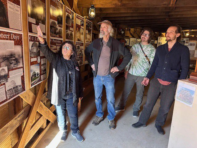 Arcadia Round Barn Tours