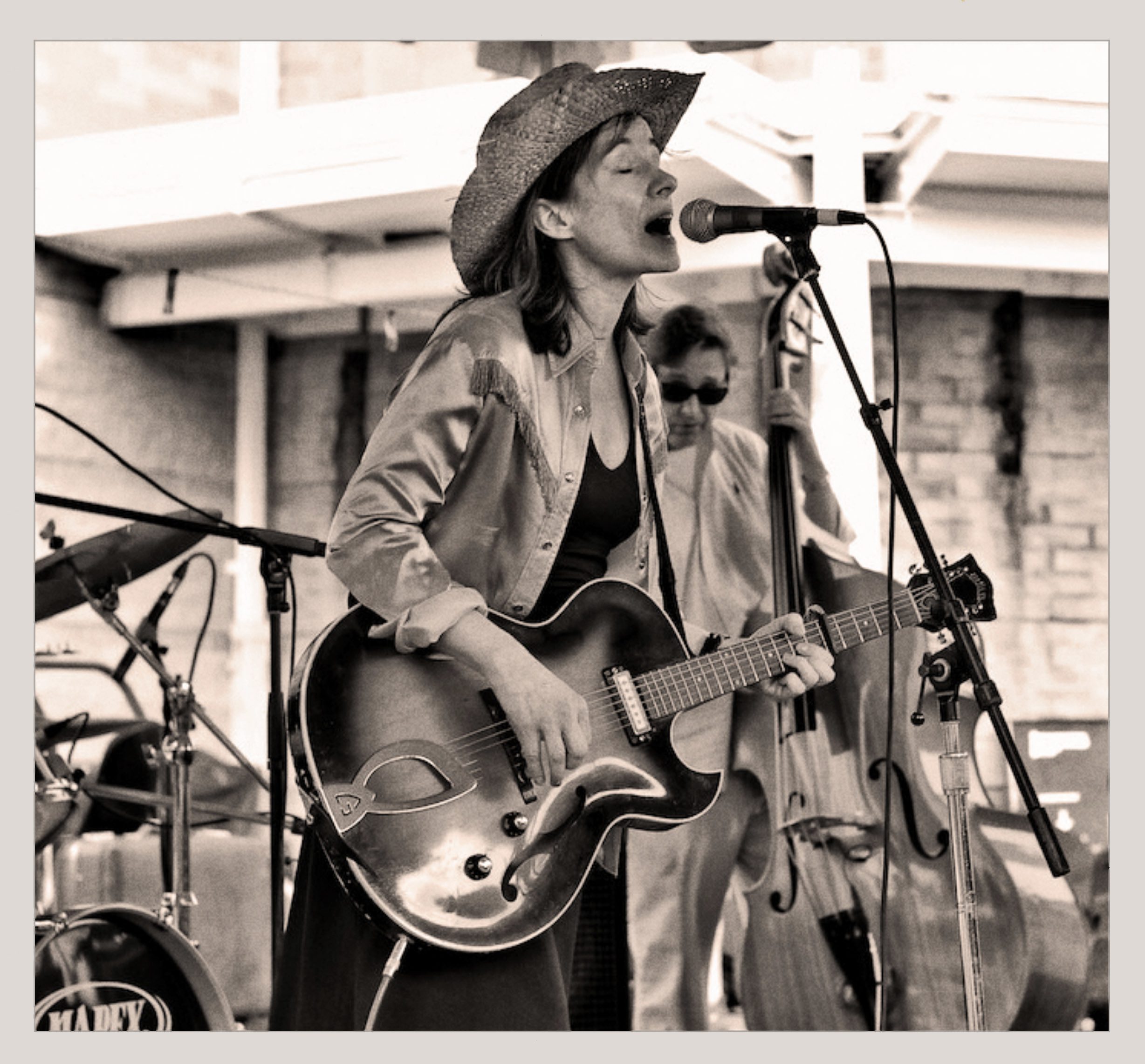 Mary Battiata and her trio Little Pink will play an Elm Tree Concert at the Arcadia Round Barn on Sunday, July 13th, 2025 from 1 p.m. to 3 p.m.